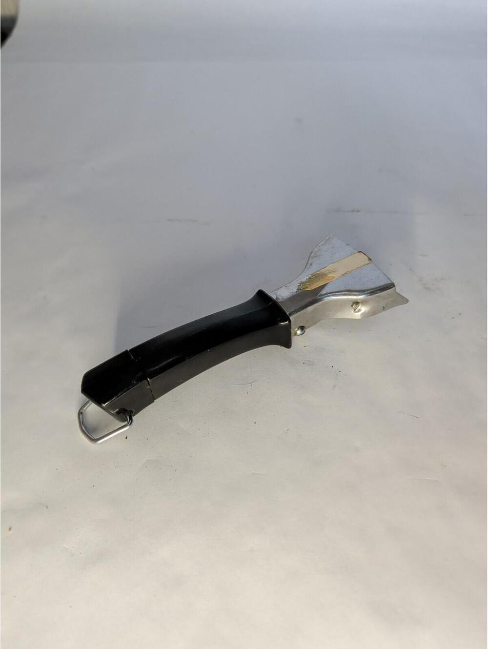 Vintage Corning Ware Black Twist Detachable Lock On Pot Casserole Handle